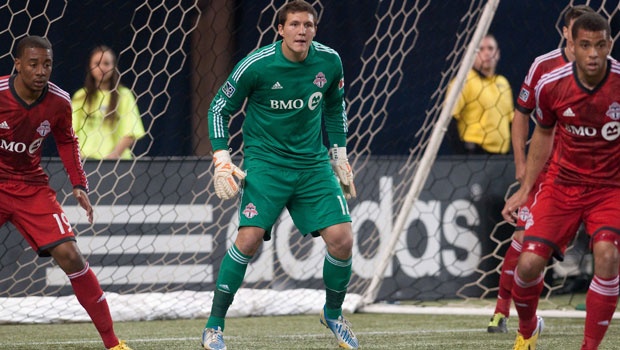 Joe-Bendik-in-the-nets-for-Toronto-FC_0